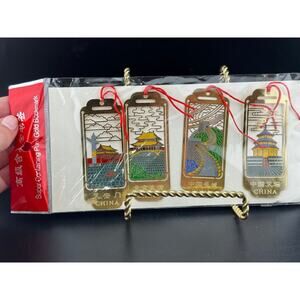 New in Package Chinese Gold Bookmarks